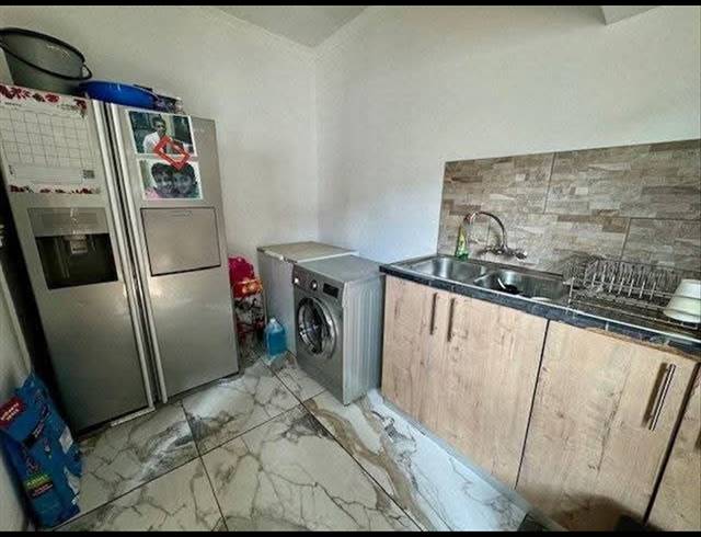 3 BEDROOM HOUSE FOR SALE IN BIRCHLEIGH